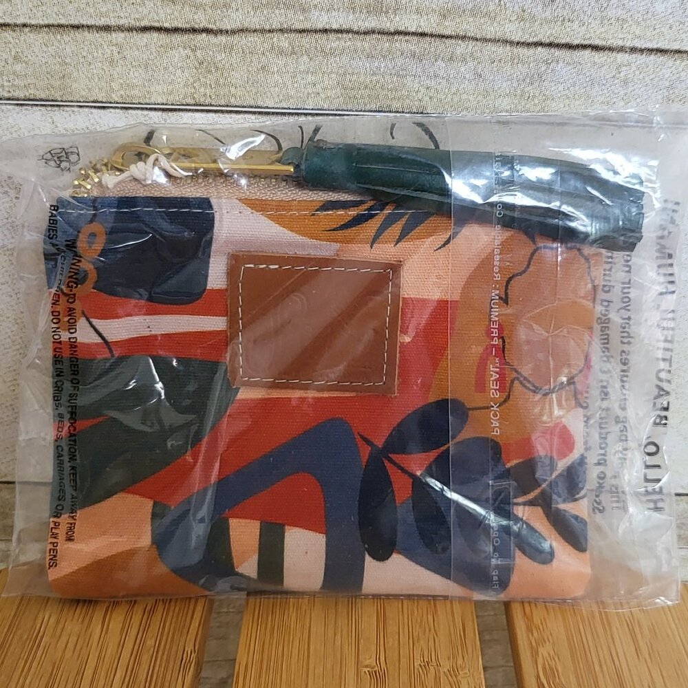 NWT Sseko Coin Purse in Vita and Oiled Agave